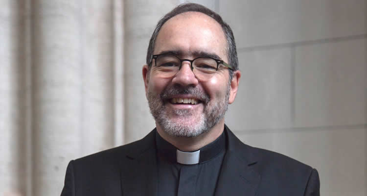 El Pbro. Jorge Esteban González, obispo auxiliar de La Plata El Pbro. Jorge Esteban González, obispo auxiliar de La Plata