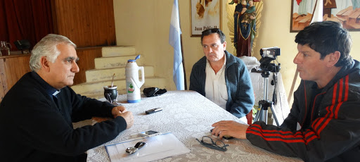 Mons. Lozano transmitió su aprecio a los "hermanos periodistas" Mons. Lozano transmitió su aprecio a los "hermanos periodistas"