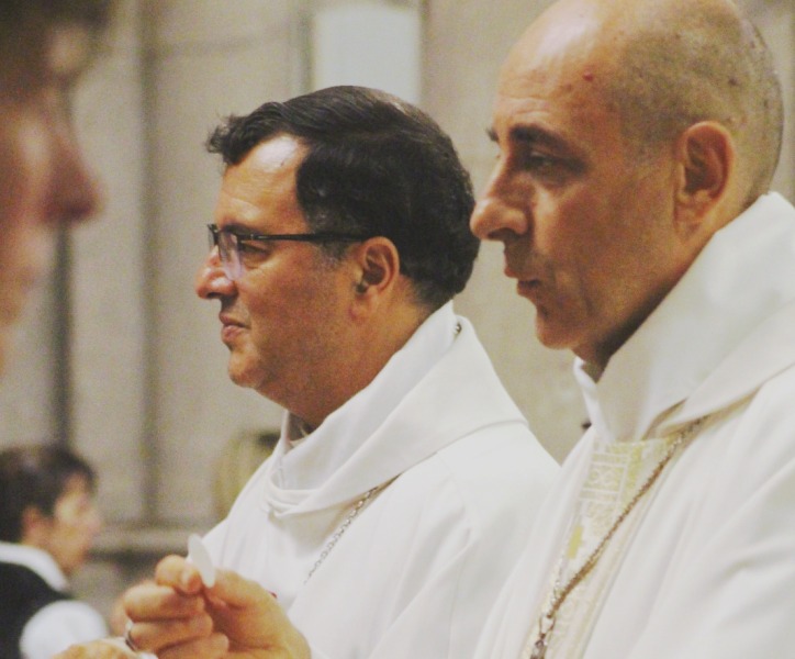 Mons. Víctor Fernández saludó al arzobispo electo de La Plata
