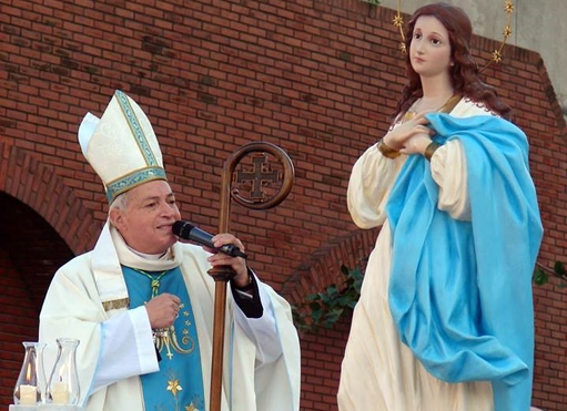 Avellaneda-Lanús celebra a su patrona y despide a Mons. Frassia Avellaneda-Lanús celebra a su patrona y despide a Mons. Frassia