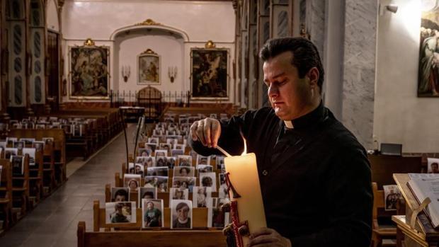 Bajo estrictas medidas de protección, el 11 de mayo vuelven las misas en España