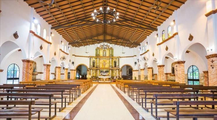 Cantata mariana en el santuario Virgen de la Peña Cantata mariana en el santuario Virgen de la Peña