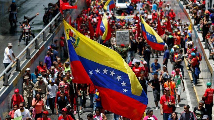 Card. Parolin: Solución interna, pacífica y democrática para Venezuela Card. Parolin: Solución interna, pacífica y democrática para Venezuela