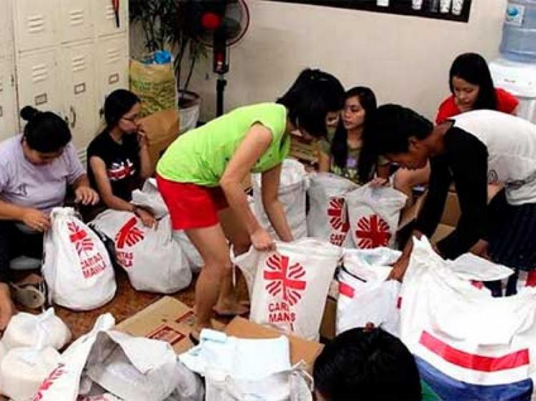Cáritas acompaña a los afectados por el huracán Goni en Filipinas Cáritas acompaña a los afectados por el huracán Goni en Filipinas