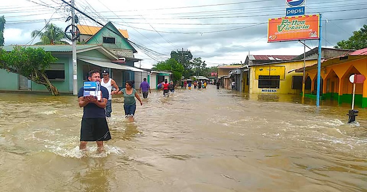Cáritas: Ayuda a Centroamérica tras los devastadores huracanes Cáritas: Ayuda a Centroamérica tras los devastadores huracanes
