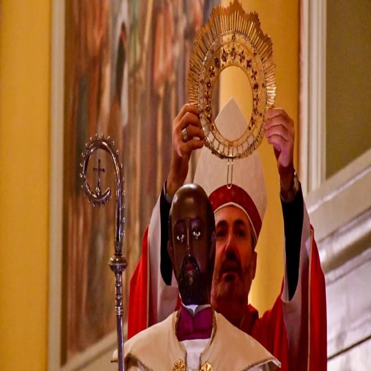Centenario de la pontificia aureolización de la imagen de San Nicolás de Bari