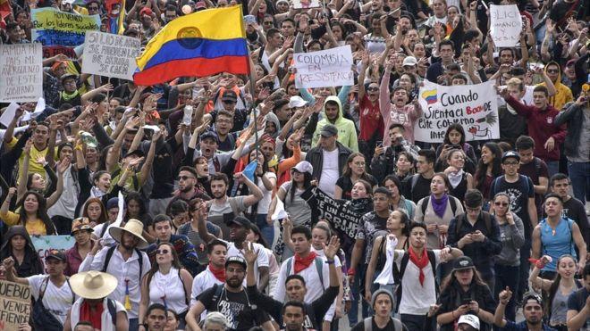 Colombia: Los obispos piden "diálogo, reconciliación y desarrollo integral" Colombia: Los obispos piden "diálogo, reconciliación y desarrollo integral"