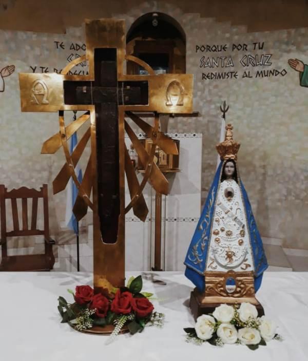 "Con María, al pie de la cruz", se realizó la Peregrinación Juvenil virtual en Añatuya