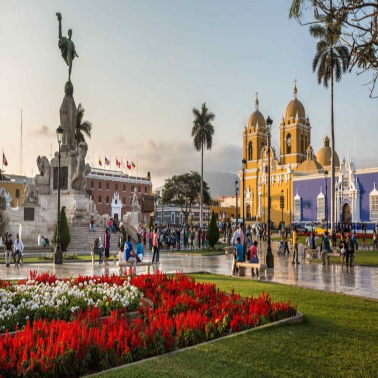 Corpus Christi: El Santísimo Sacramento sobrevolará Trujillo Corpus Christi: El Santísimo Sacramento sobrevolará Trujillo