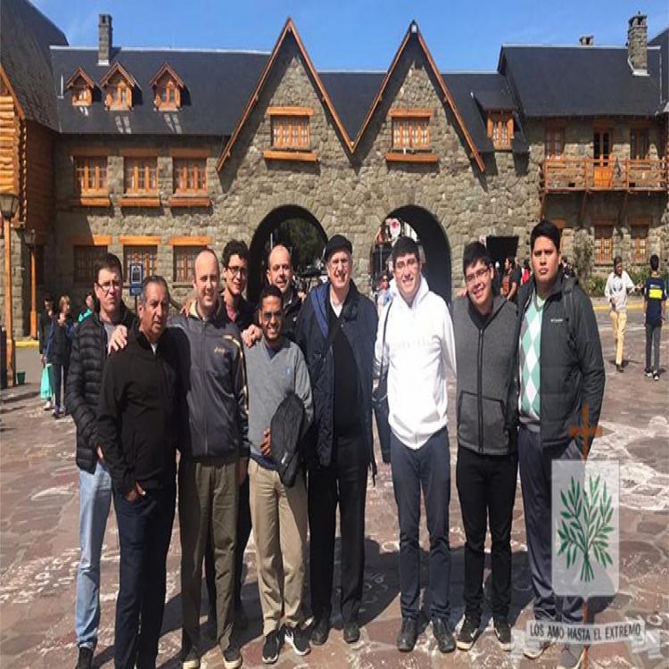 Culminó en Bariloche la convivencia de los seminaristas castrenses con el obispo Culminó en Bariloche la convivencia de los seminaristas castrenses con el obispo