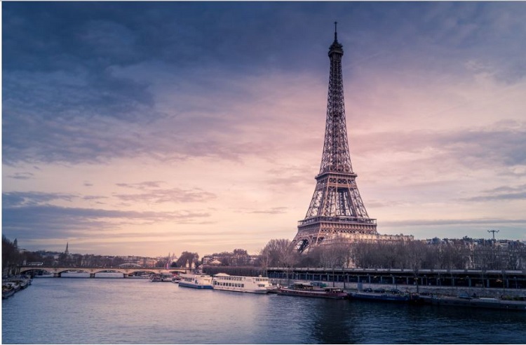 Dedicarán la capital de Francia al Corazón de Jesús y María