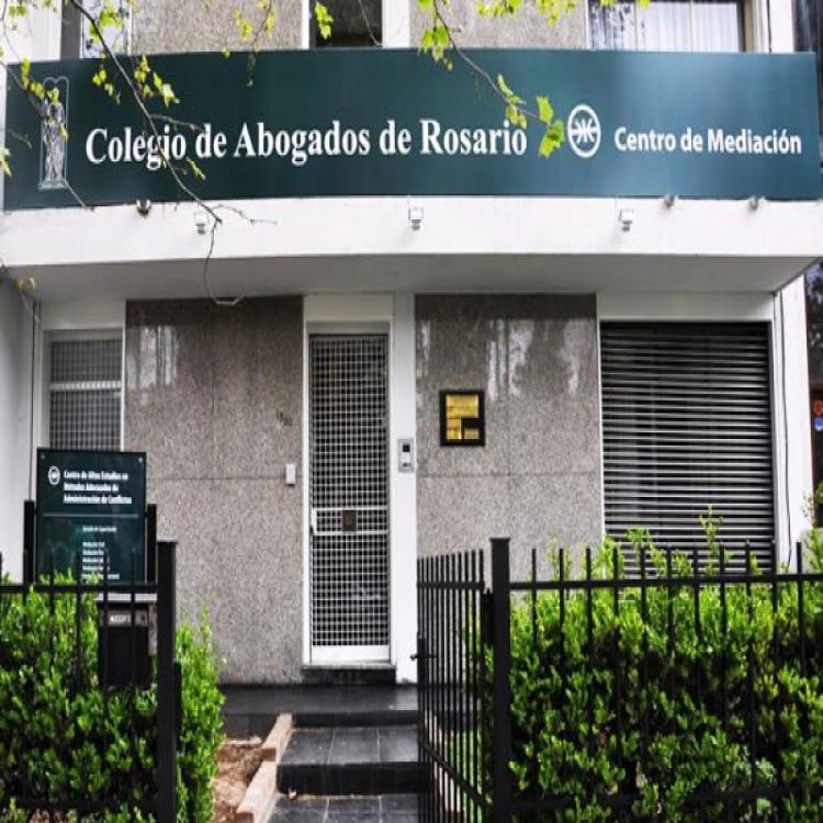 Denuncia contra el arzobispo de Rosario, grotesca y de ignorancia inexcusable Denuncia contra el arzobispo de Rosario, grotesca y de ignorancia inexcusable