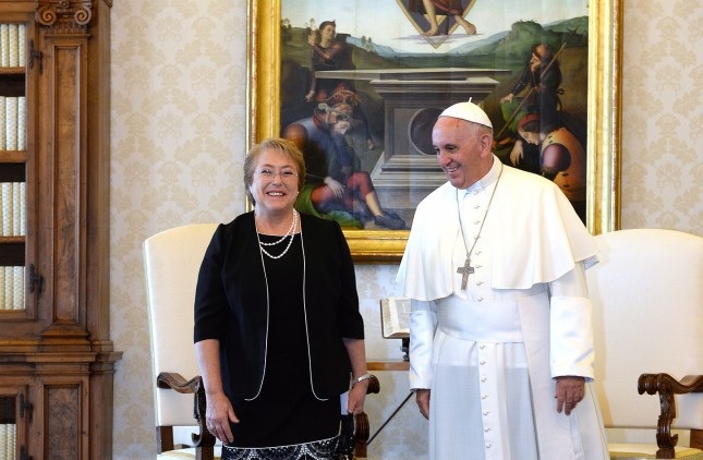 Derechos Humanos: El Papa recibió a Michelle Bachelet 