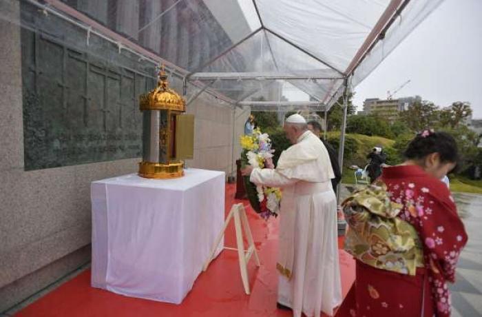 Desde Nagasaki el Papa pidió elevar nuestras voces para defender a los inocentes
