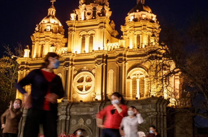 Después de 4 meses, con numerosas condiciones, reabren las iglesias en China Después de 4 meses, con numerosas condiciones, reabren las iglesias en China
