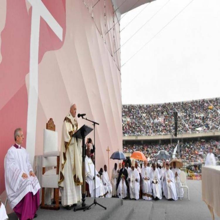 El Papa a los mozambiqueños: "Ustedes tienen derecho a la paz"