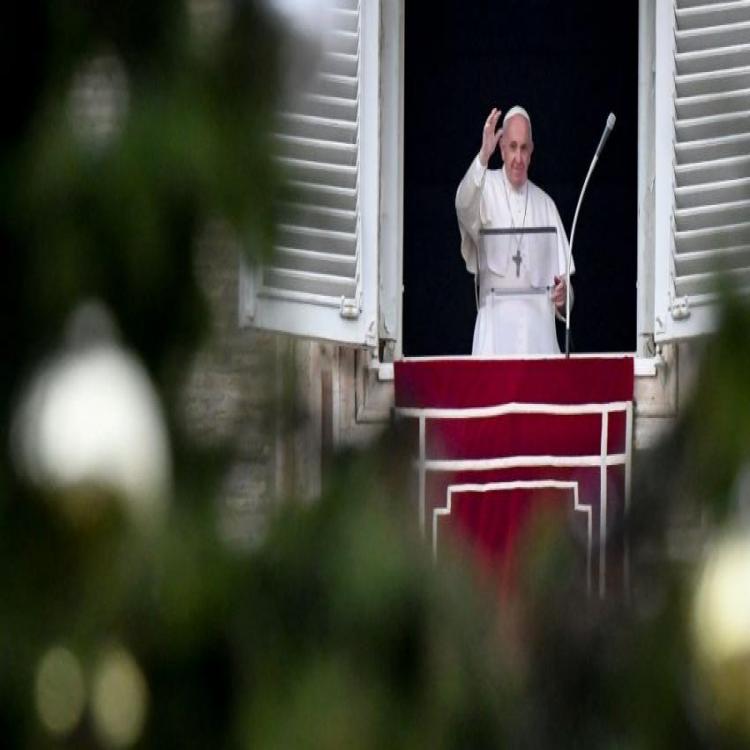 El Papa en el Ángelus: En María se refleja la belleza de Dios