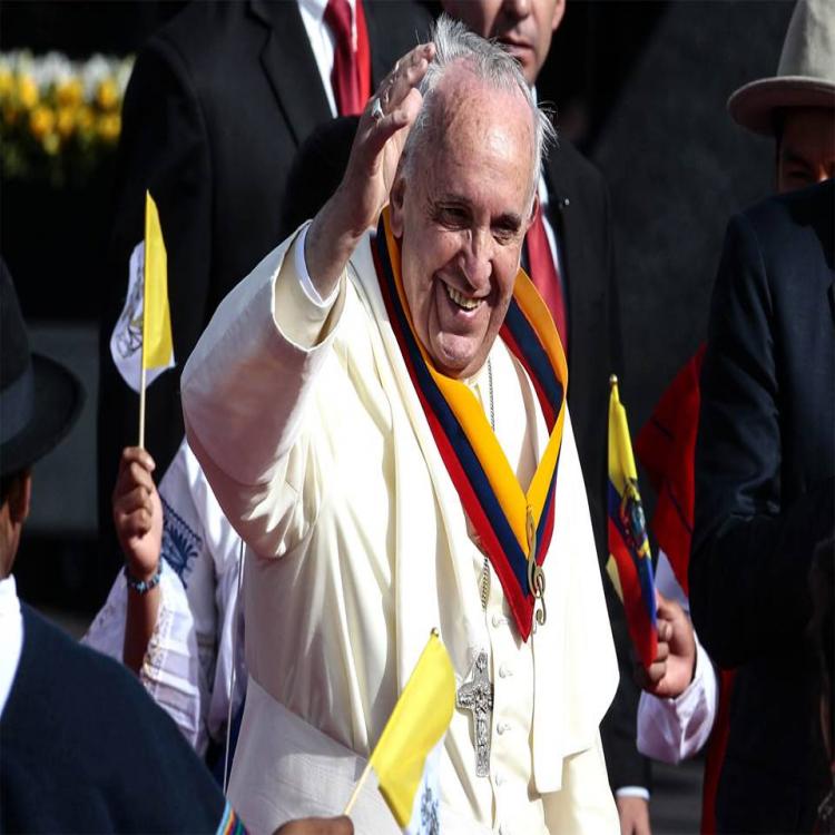 El papa Francisco donó dos respiradores al Ecuador para ayudar en la pandemia El papa Francisco donó dos respiradores al Ecuador para ayudar en la pandemia