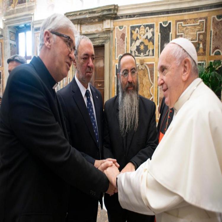 El Papa: Las religiones están llamada a impulsar una cultura del encuentro El Papa: Las religiones están llamada a impulsar una cultura del encuentro