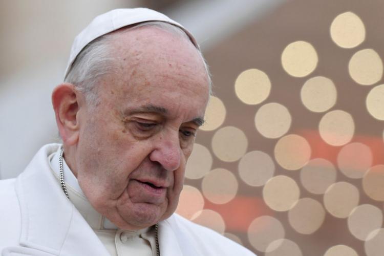 El Papa llama a una madre que perdió a su hijo en un accidente