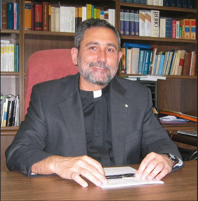 El Papa nombró a un jesuita prefecto de la Secretaría para la Economía del Vaticano