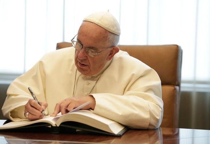 El Papa reconoce las virtudes heroicas de cinco nuevos Siervos de Dios