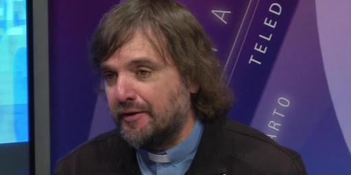 El Pbro. Di Paola dará la charla: "Abordaje comunitario en adicciones", convocada por la UCA El Pbro. Di Paola dará la charla: "Abordaje comunitario en adicciones", convocada por la UCA