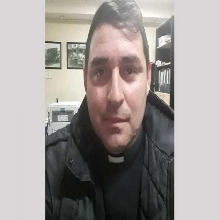 El Pbro. Pablo Vallés es el nuevo director pastoral del grupo de medios "La Verdad" El Pbro. Pablo Vallés es el nuevo director pastoral del grupo de medios "La Verdad"