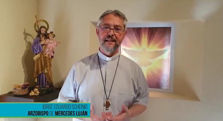En Navidad "Dios está con nosotros", recordó Mons. Scheinig En Navidad "Dios está con nosotros", recordó Mons. Scheinig