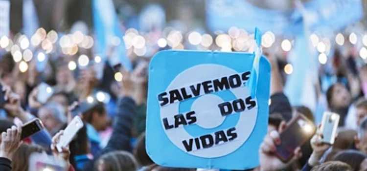 Evangélicos: "No es tiempo de discutir el aborto" Evangélicos: "No es tiempo de discutir el aborto"
