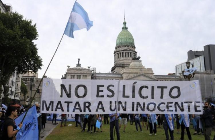 Facultad de Derecho de la UCA: Una ley inicua e inconstitucional