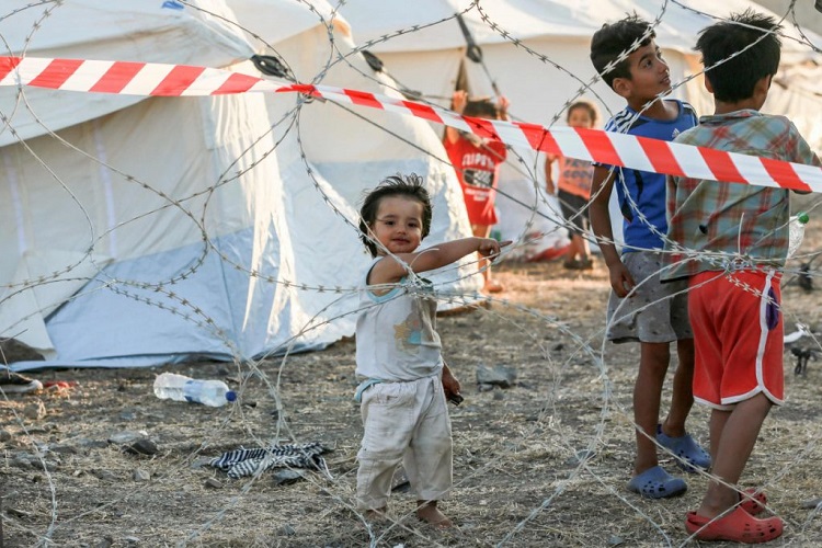 Italia recibirá a 300 refugiados de Lesbos gracias a Comunidad de San Egidio