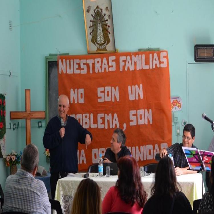 La diócesis de Lomas de Zamora reflexionó sobre las familias y sus realidades