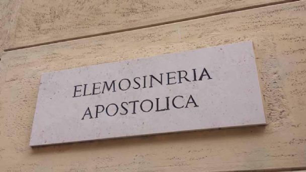 La Limosnería Apostólica envía elementos sanitarios a varias ciudades italianas La Limosnería Apostólica envía elementos sanitarios a varias ciudades italianas