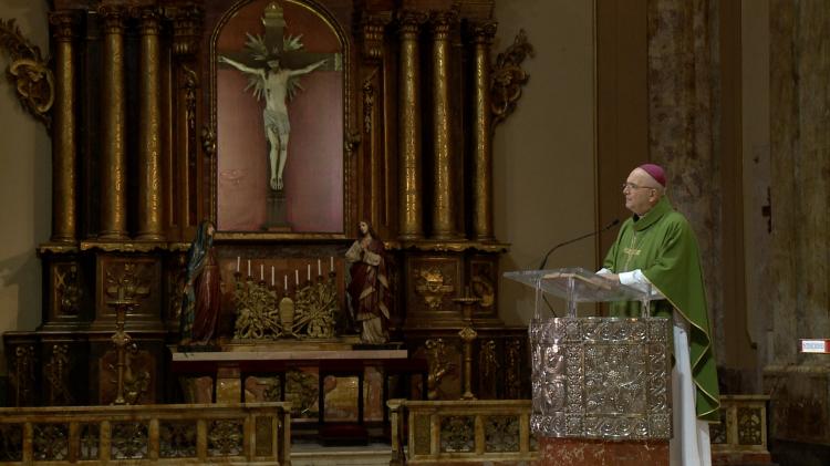 La misa del domingo será transmitida, como es habitual, por radio y TV La misa del domingo será transmitida, como es habitual, por radio y TV