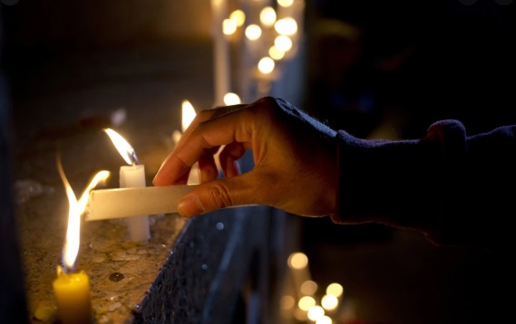 La práctica religiosa "no es una actividad esencial, es una necesidad vital" La práctica religiosa "no es una actividad esencial, es una necesidad vital"