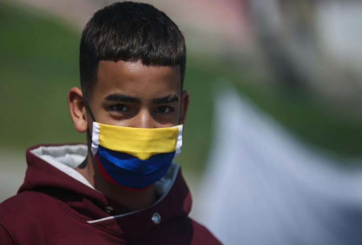 Los obispos colombianos invitan a superar "pandemias históricas"