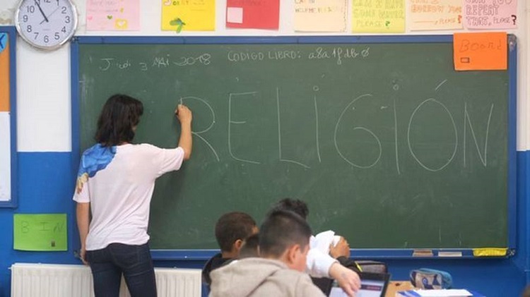 Los obispos españoles reflexionan sobre la conflictiva Ley de Educación que impulsa el Gobierno Los obispos españoles reflexionan sobre la conflictiva Ley de Educación que impulsa el Gobierno