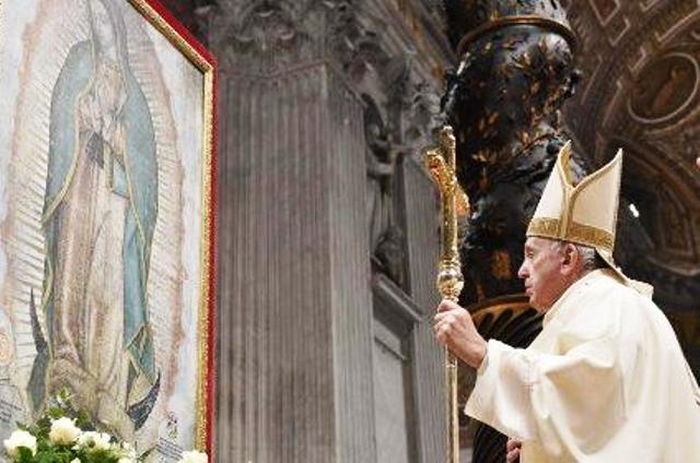 María es "señora, madre y mestiza", dijo el Papa en la misa por la Virgen de Guadalupe