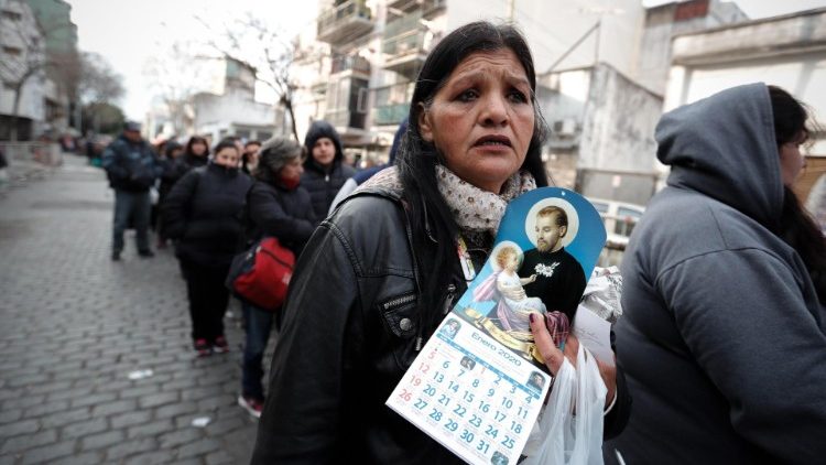 Mons. Ares: "San Cayetano irá por tus anhelos y esperanzas" Mons. Ares: "San Cayetano irá por tus anhelos y esperanzas"