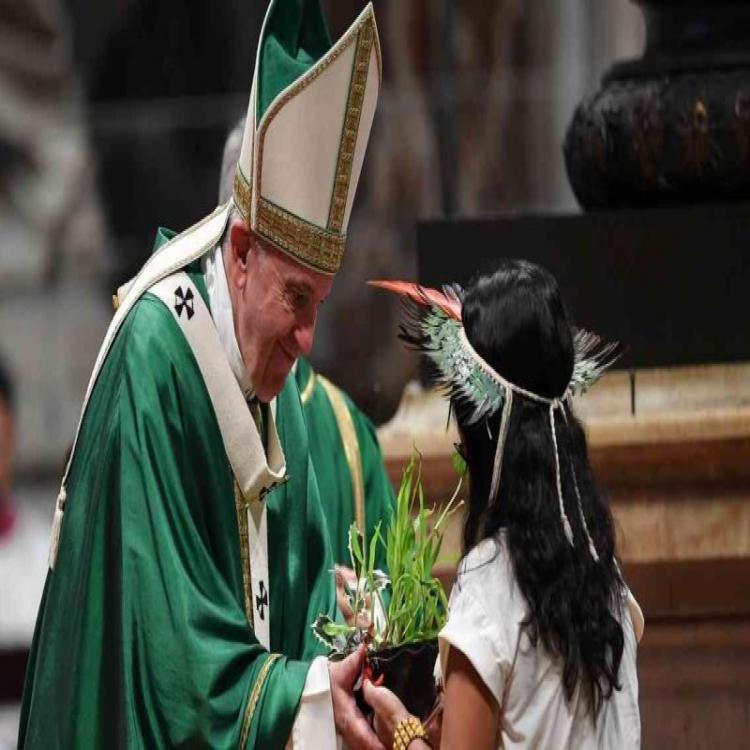 Mons. Cabrejos al Papa: "Gracias por pensar en la Amazonía" Mons. Cabrejos al Papa: "Gracias por pensar en la Amazonía"