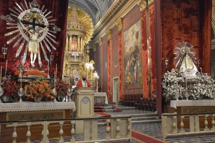Mons. Cargnello llamó a "ser cristianos que testimonian al Señor sin miedo" Mons. Cargnello llamó a "ser cristianos que testimonian al Señor sin miedo"
