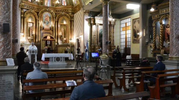Mons. Colombo disconforme con las medidas restrictivas sobre las misas Mons. Colombo disconforme con las medidas restrictivas sobre las misas