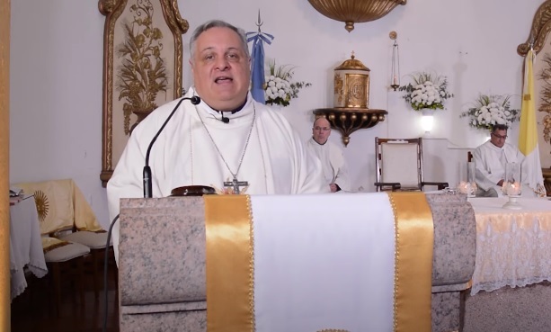 Mons. Colombo: "Jesús, pan de vida, alimenta a su Iglesia"