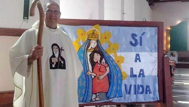 Mons. Corral pide a los senadores volver a poner al niño por nacer en el centro