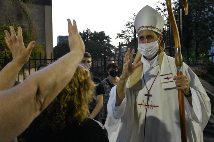 Mons. Fassi asumió su ministerio pastoral en San Martín Mons. Fassi asumió su ministerio pastoral en San Martín