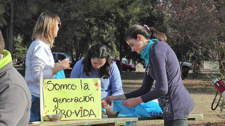 Mons. Fenoy: "Apasionados por la vida" Mons. Fenoy: "Apasionados por la vida"