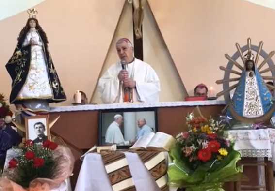 Mons. García: "Dios se dejó seducir por el amor de Bachi hacia su pueblo"