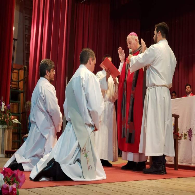 Mons. Lugones ordenó dos sacerdotes para la diócesis