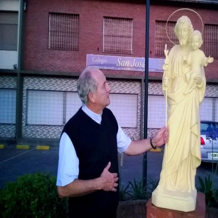 Mons. Lugones: Que San José nos anime a la responsabilidad, al cuidado, al respeto